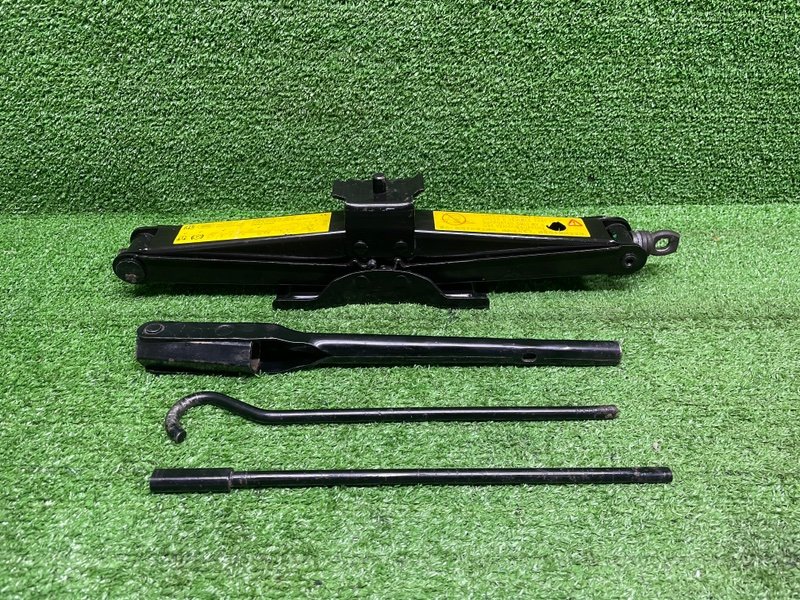 Домкрат, Москва