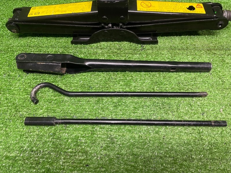 Домкрат, Москва