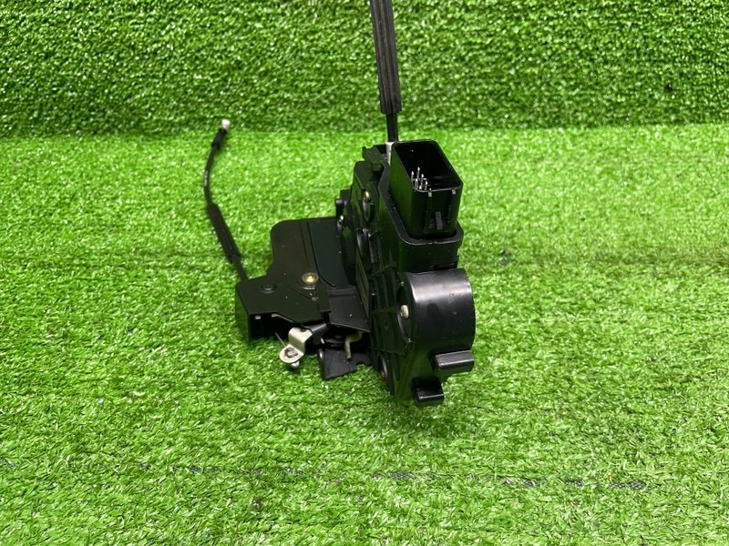 Замок двери передней правой, 3500 рублей, Москва