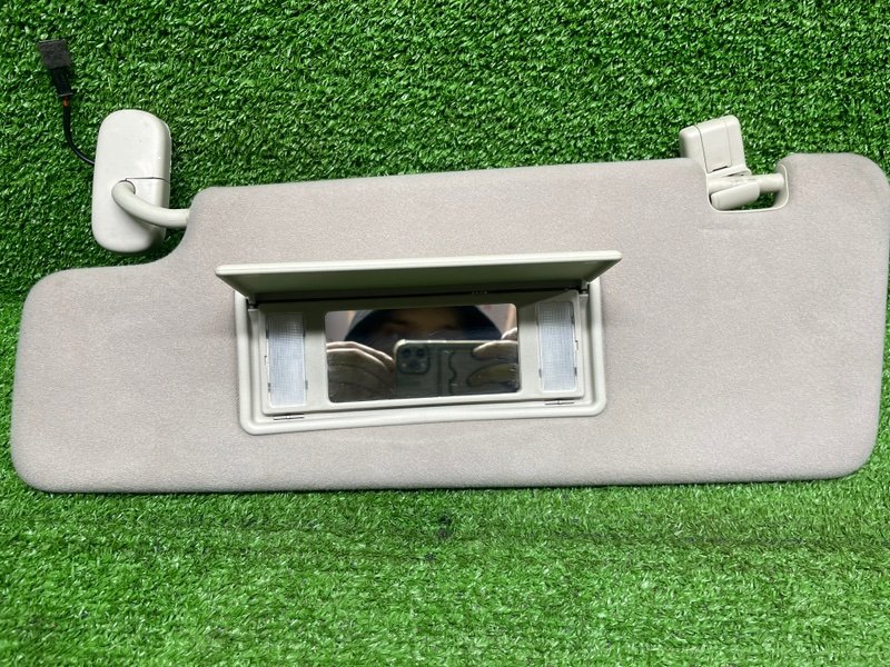 Козырек солнцезащитный, 1000 рублей, Москва