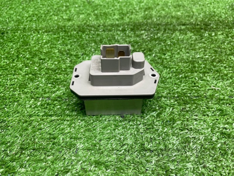 Резистор отопителя, 1000 рублей, Москва