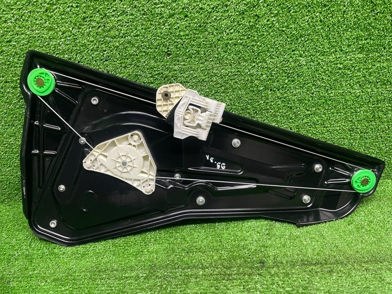 Стеклоподъемник задний, 1000 рублей, Москва