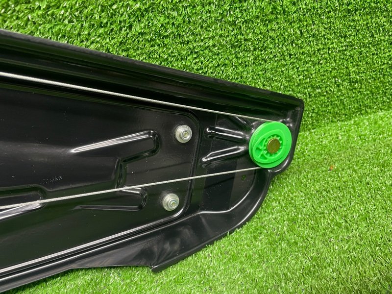 Стеклоподъемник задний, 1000 рублей, Москва