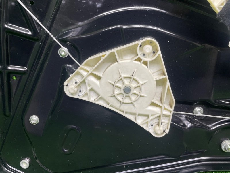 Стеклоподъемник задний, 1000 рублей, Москва