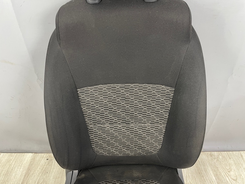 Сиденье переднее правое, 5000 рублей, Москва