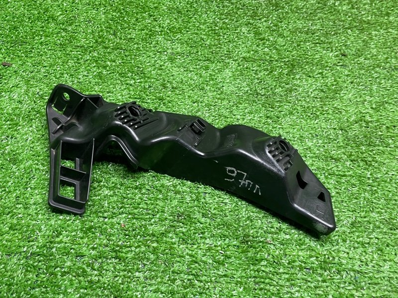 Кронштейн переднего бампера, 1000 рублей, Москва