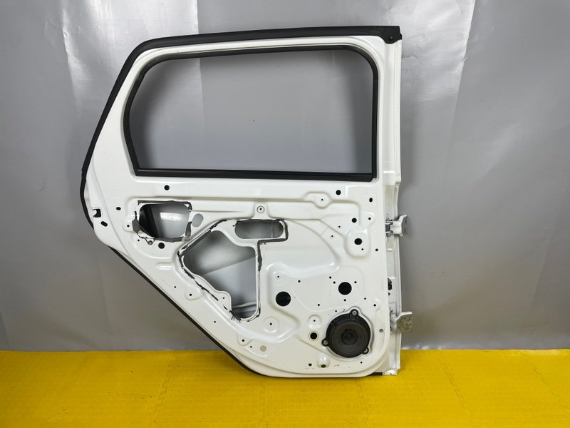 Дверь задняя левая, 45000 рублей, Москва