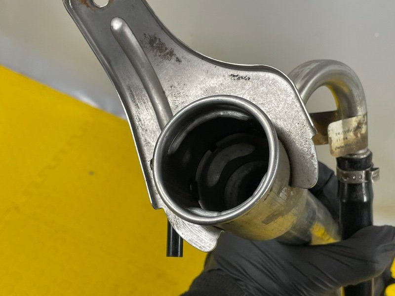 Горловина топливного бака, 2000 рублей, Москва