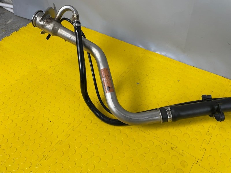 Горловина топливного бака, 2000 рублей, Москва