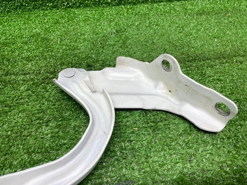 Петля капота, 2500 рублей, Москва