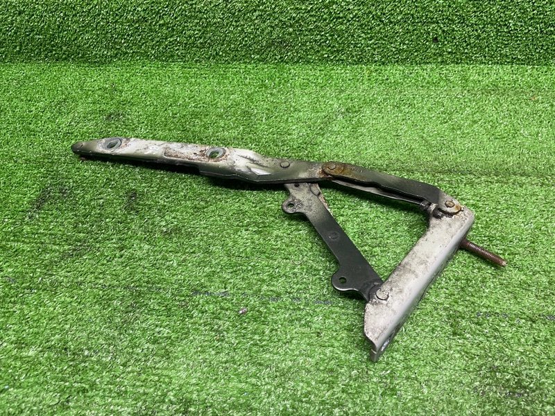 Петля капота, 1000 рублей, Москва