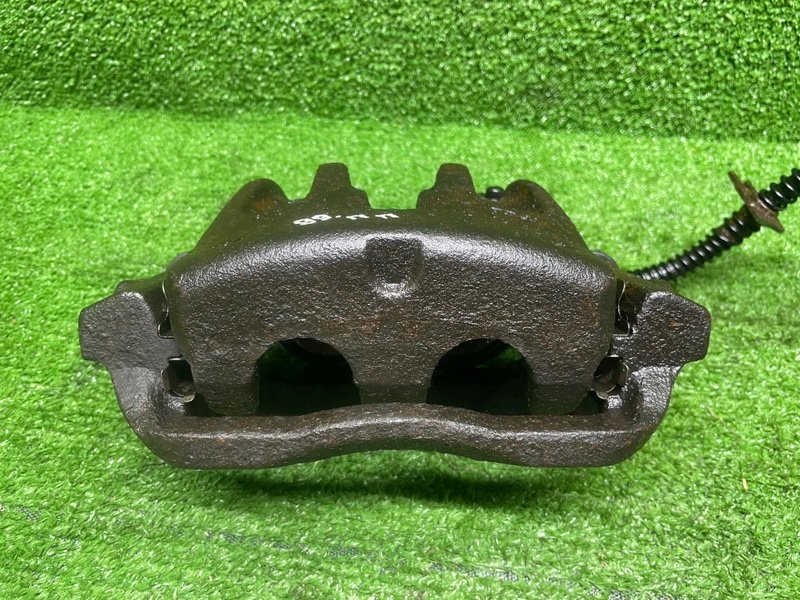 Суппорт тормозной передний правый, 3500 рублей, Москва