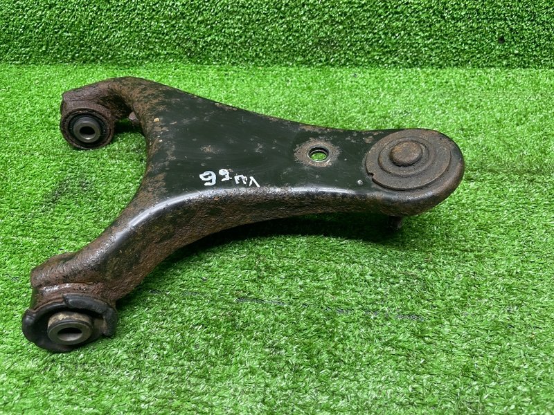 Рычаг передний левый верхний, 2000 рублей, Москва