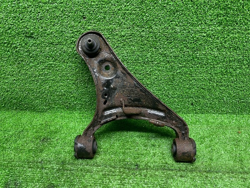 Рычаг передний левый верхний, 2000 рублей, Москва