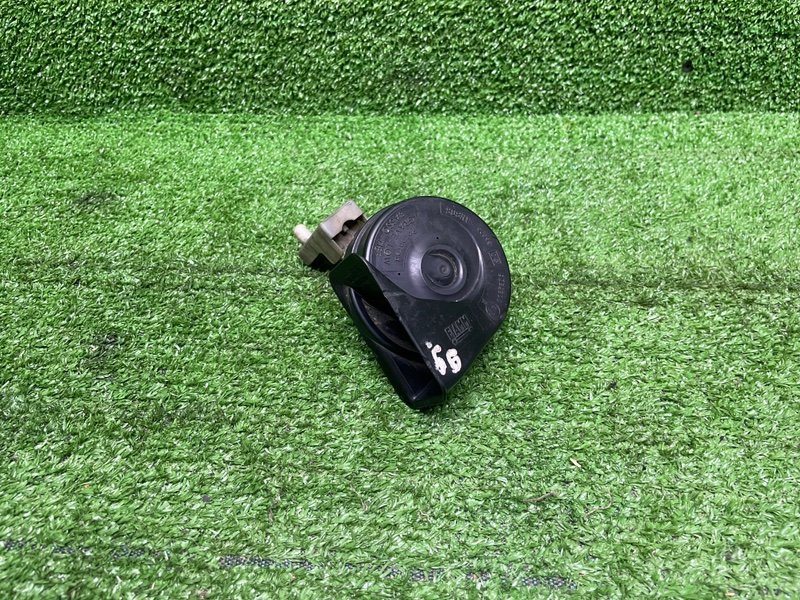 Звуковой сигнал, 1000 рублей, Москва