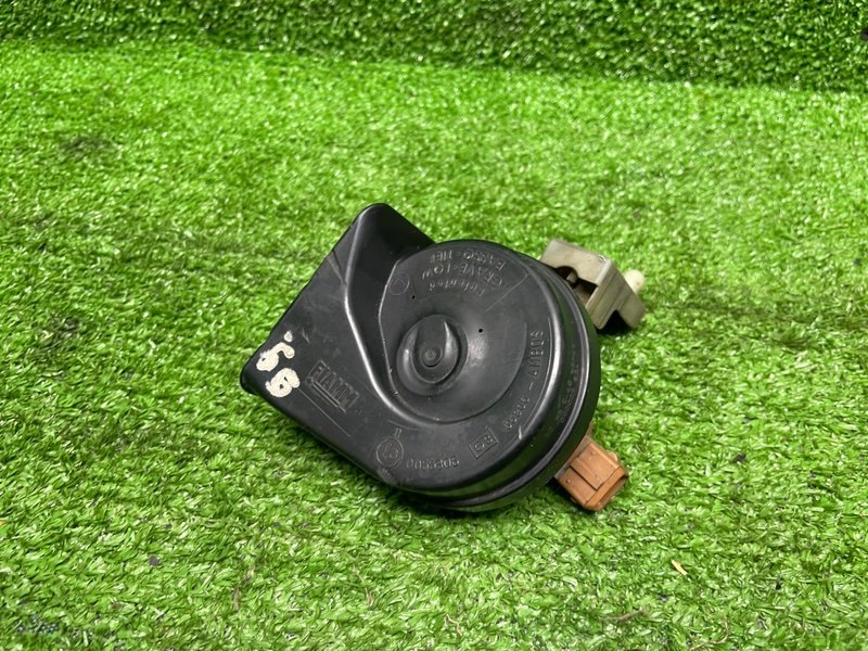 Звуковой сигнал, 1000 рублей, Москва