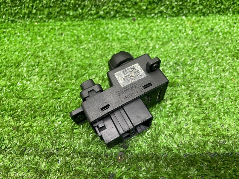 Блок управления зеркалами, 1000 рублей, Москва