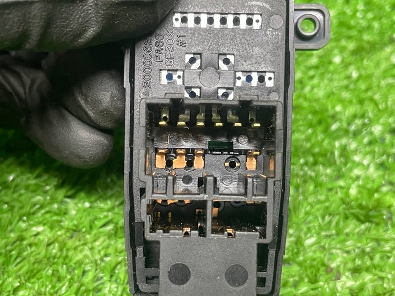 Блок управления зеркалами, 1000 рублей, Москва