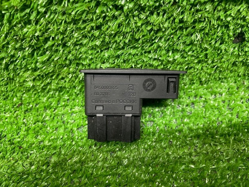 Кнопка стеклоподъемника, 500 рублей, Москва