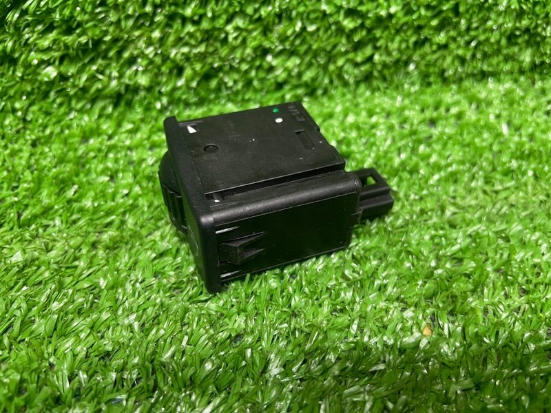 Кнопка корректора фар, 500 рублей, Москва