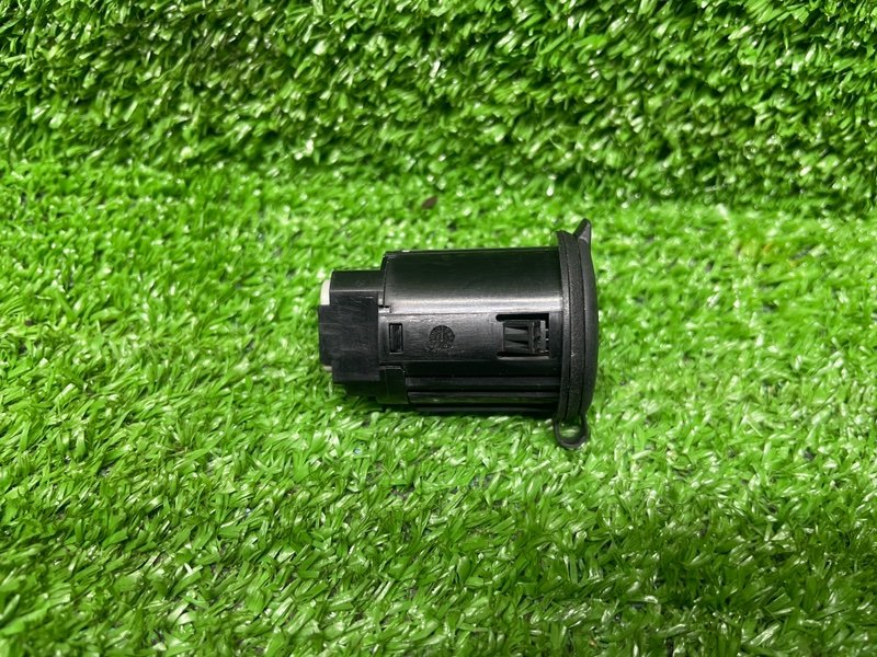 Разъем (USB/AUX), 2000 рублей, Москва