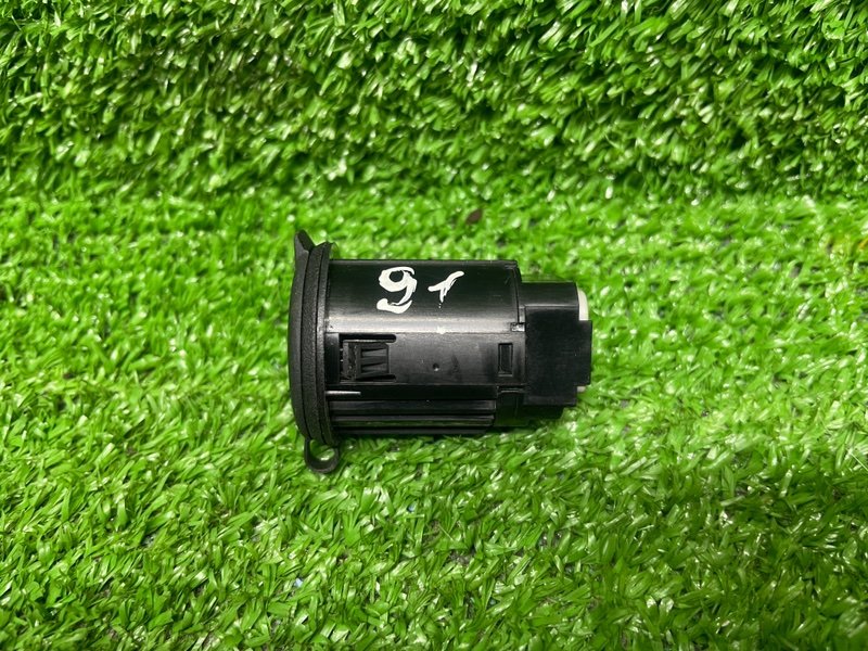 Разъем (USB/AUX), 2000 рублей, Москва