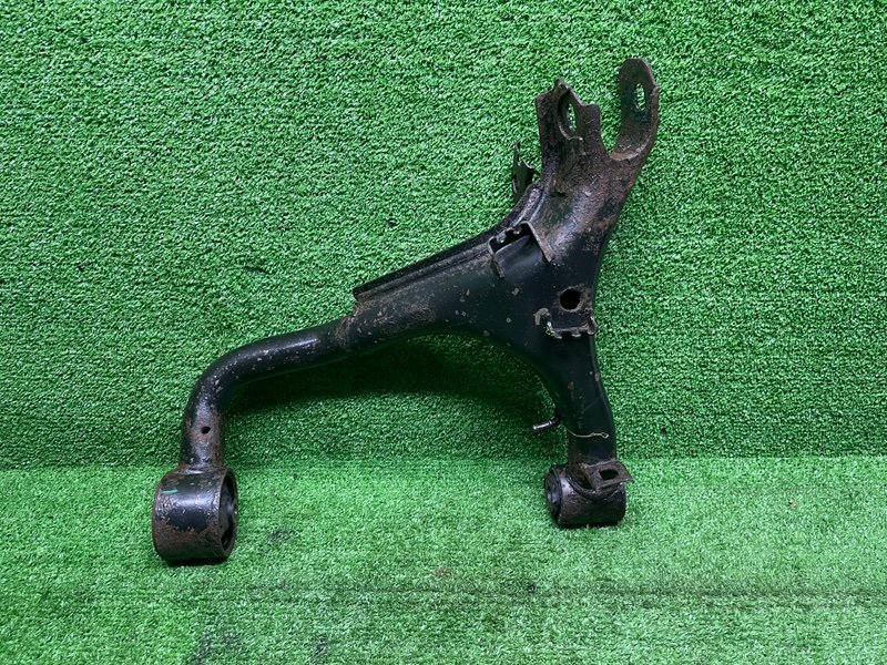 Рычаг задний верхний, 3000 рублей, Москва