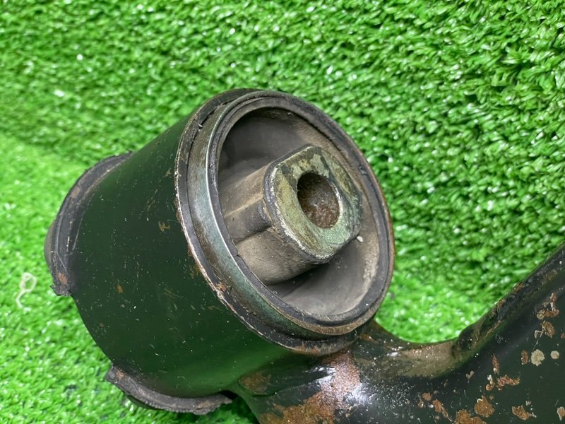 Рычаг передний правый нижний, 3500 рублей, Москва