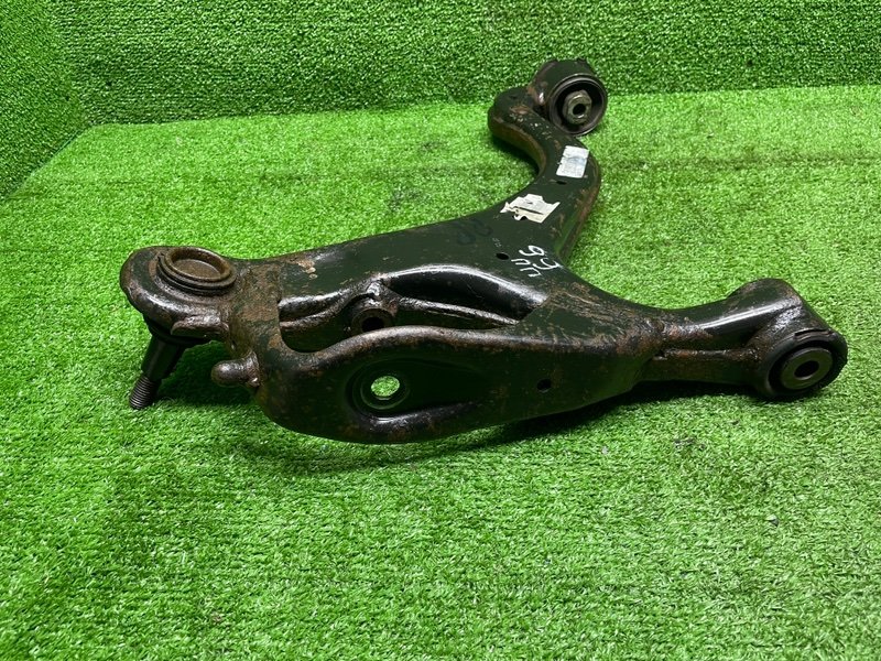 Рычаг передний правый нижний, 3500 рублей, Москва