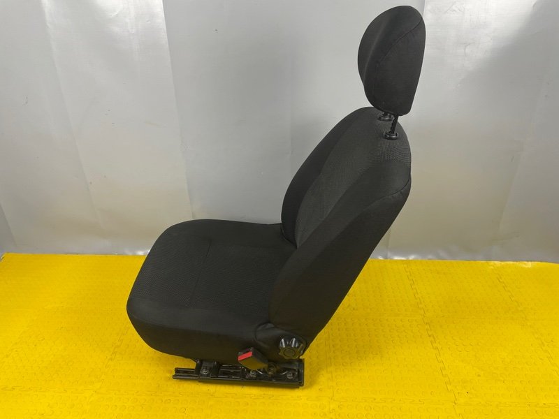 Сиденье переднее правое, 7000 рублей, Москва