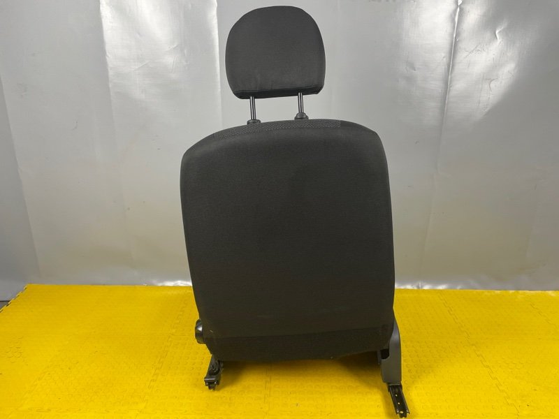 Сиденье переднее правое, 7000 рублей, Москва