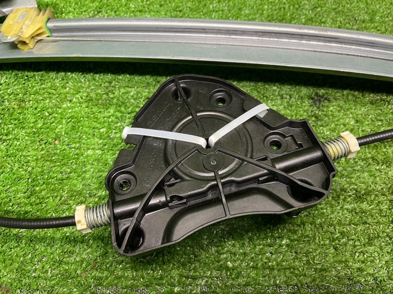 Стеклоподъемник передний, 2000 рублей, Москва