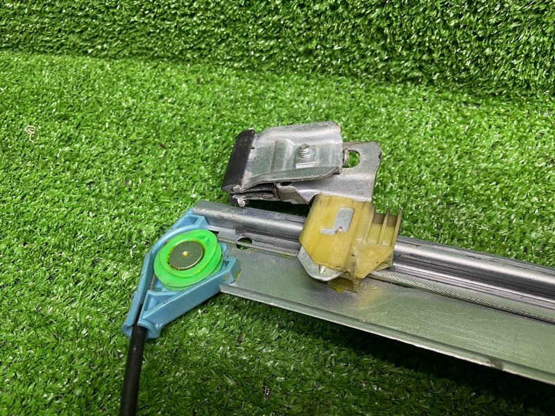 Стеклоподъемник передний, 2000 рублей, Москва