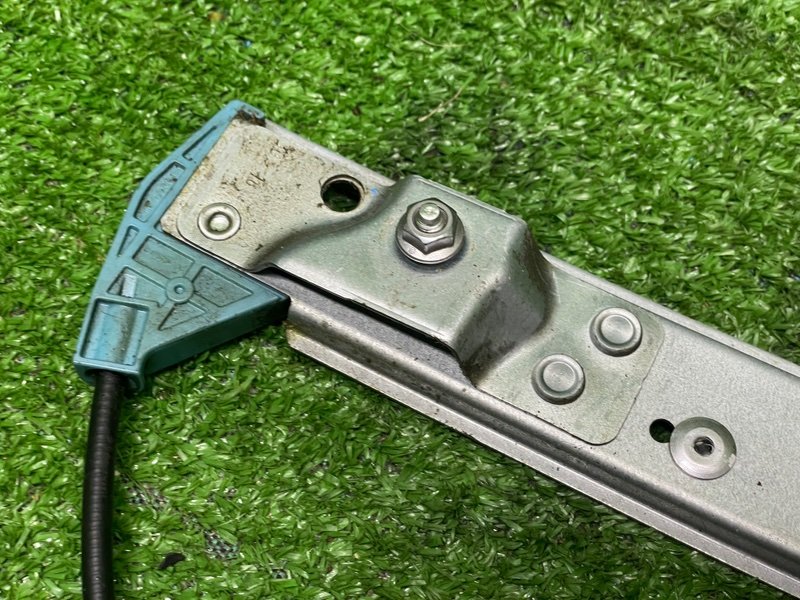 Стеклоподъемник задний, 2000 рублей, Москва