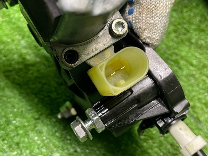 Стеклоподъемник задний, 2000 рублей, Москва