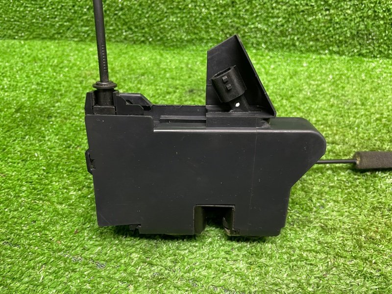 Замок двери передней правой, 3100 рублей, Москва