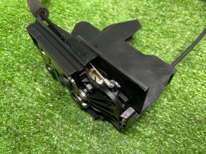 Замок двери задней правой, 3000 рублей, Москва