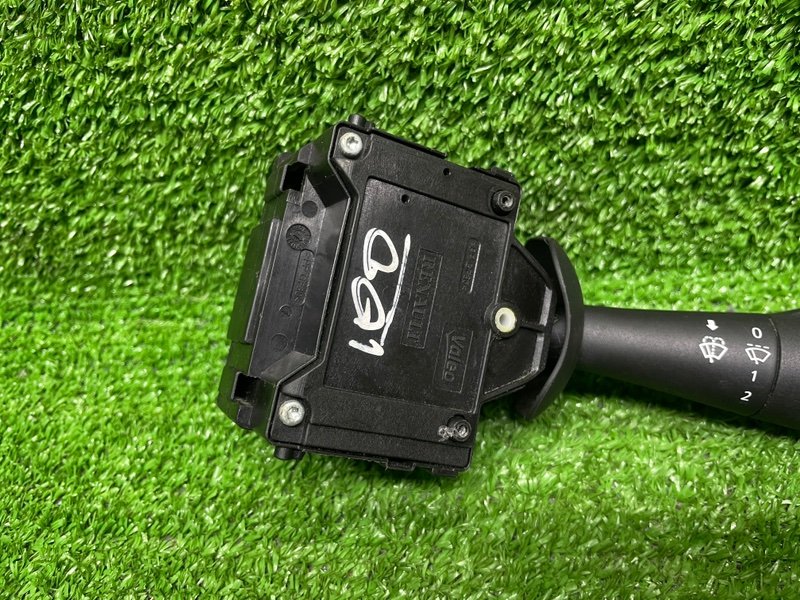 Переключатель стеклоочистителей, 2000 рублей, Москва