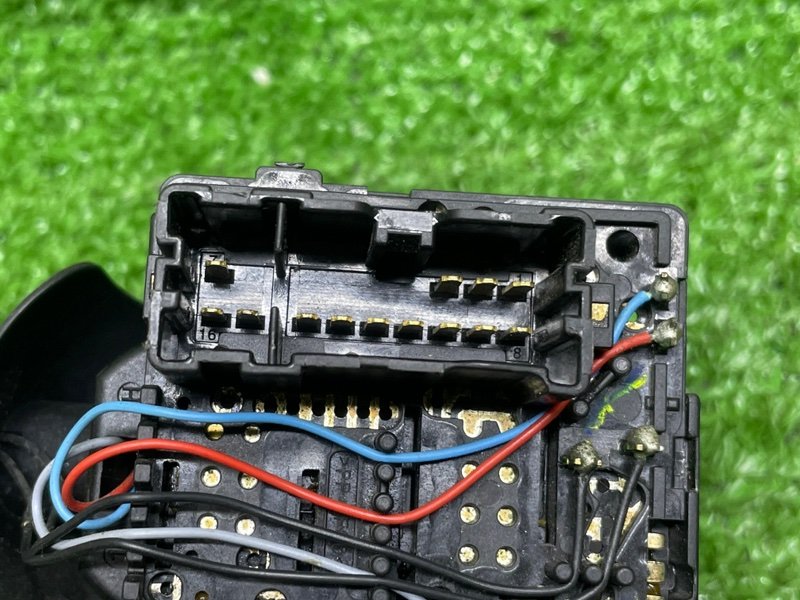 Переключатель стеклоочистителей, 2000 рублей, Москва