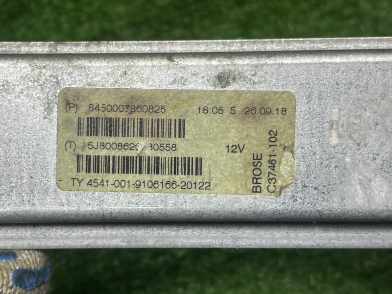 Стеклоподъемник задний, 2900 рублей, Москва