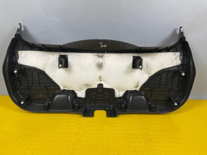 Обшивка двери багажника, 3500 рублей, Москва