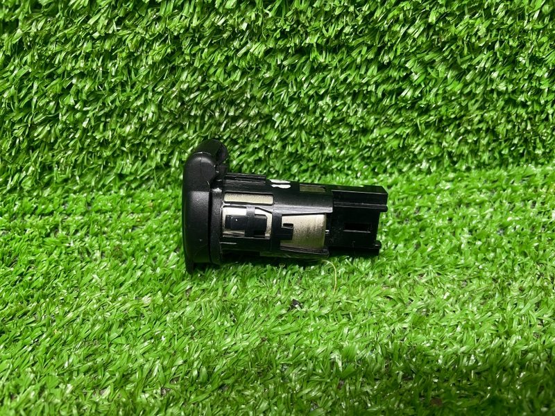 Зарядное гнездо, 600 рублей, Москва