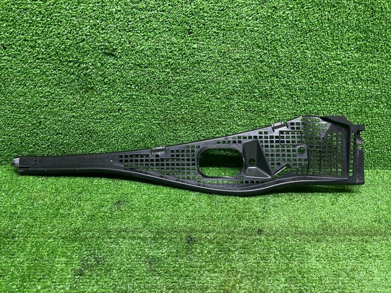 Планка под лобовое стекло, 500 рублей, Москва