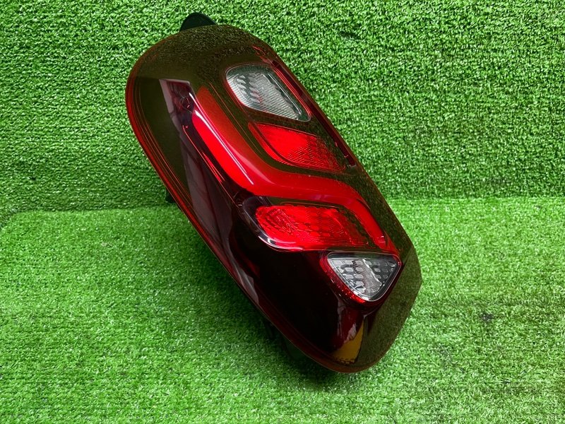 Фонарь задний левый, 10000 рублей, Москва