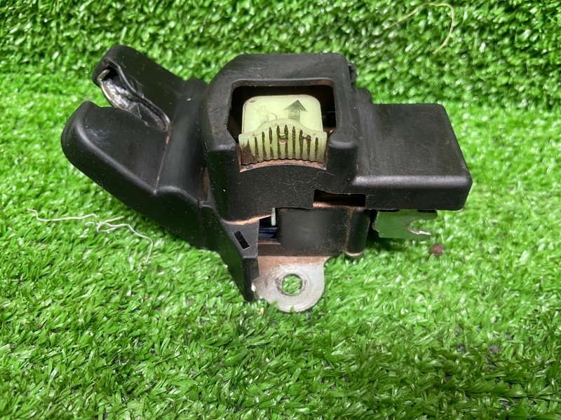 Замок багажника, 2500 рублей, Москва