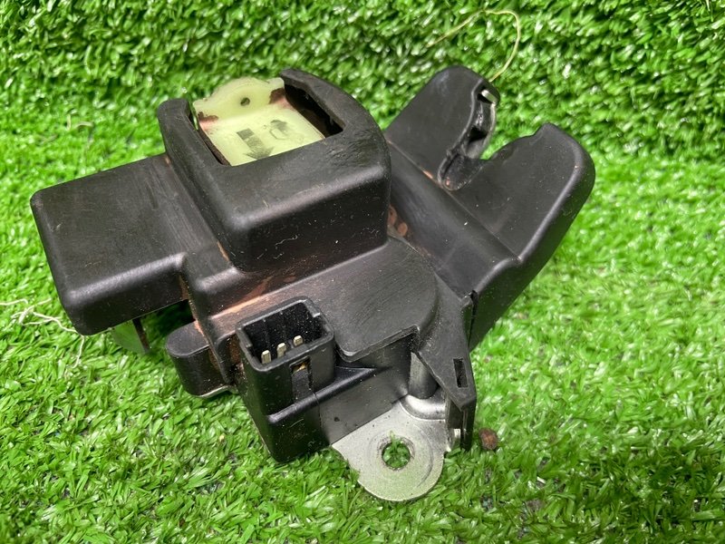 Замок багажника, 2500 рублей, Москва