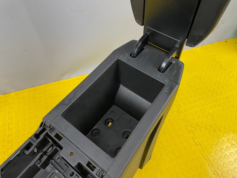 Подлокотник, 8000 рублей, Москва