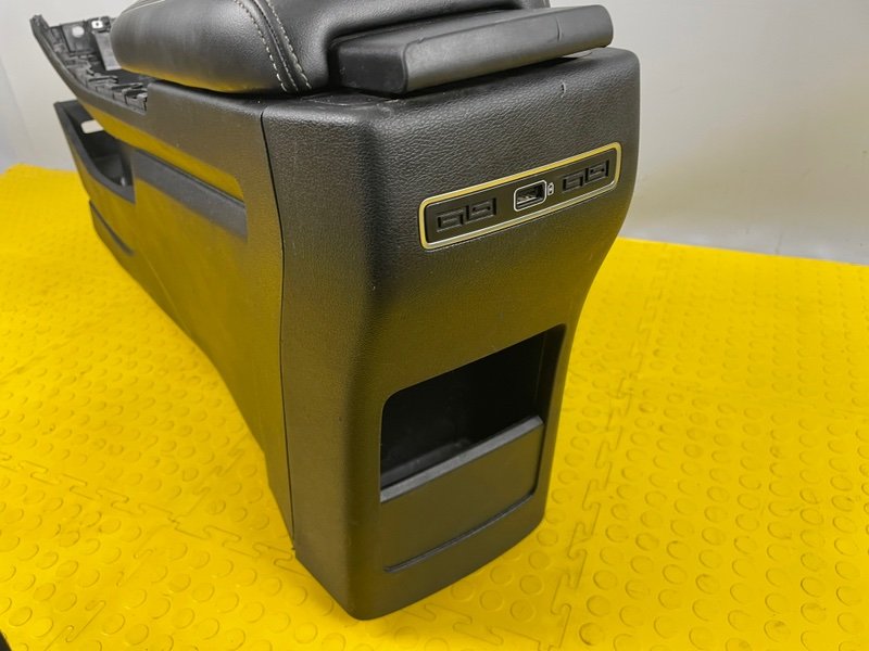 Подлокотник, 8000 рублей, Москва