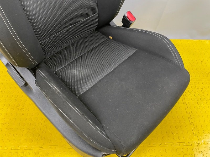 Сиденье переднее правое, 10000 рублей, Москва