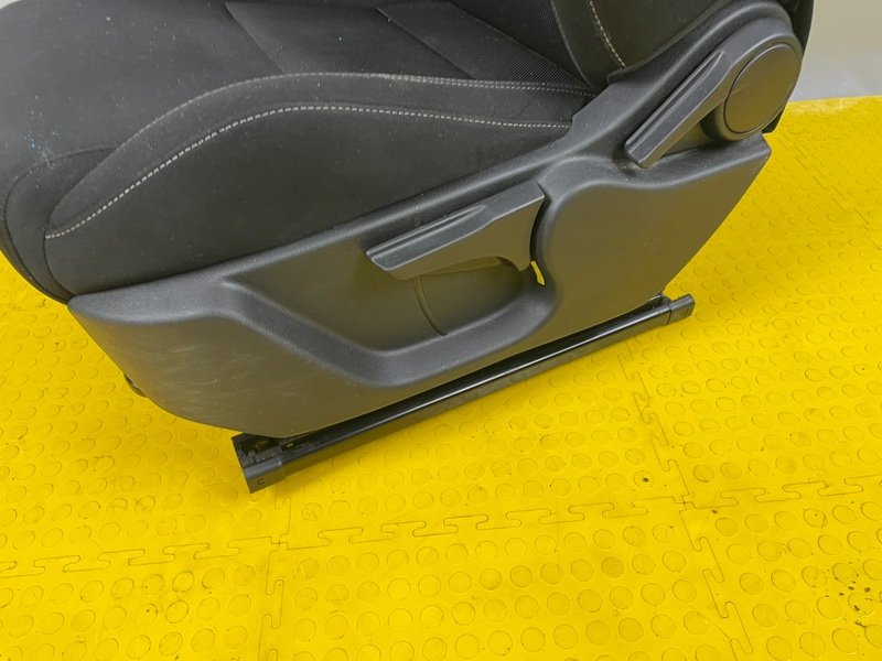 Сиденье переднее левое, 25000 рублей, Москва